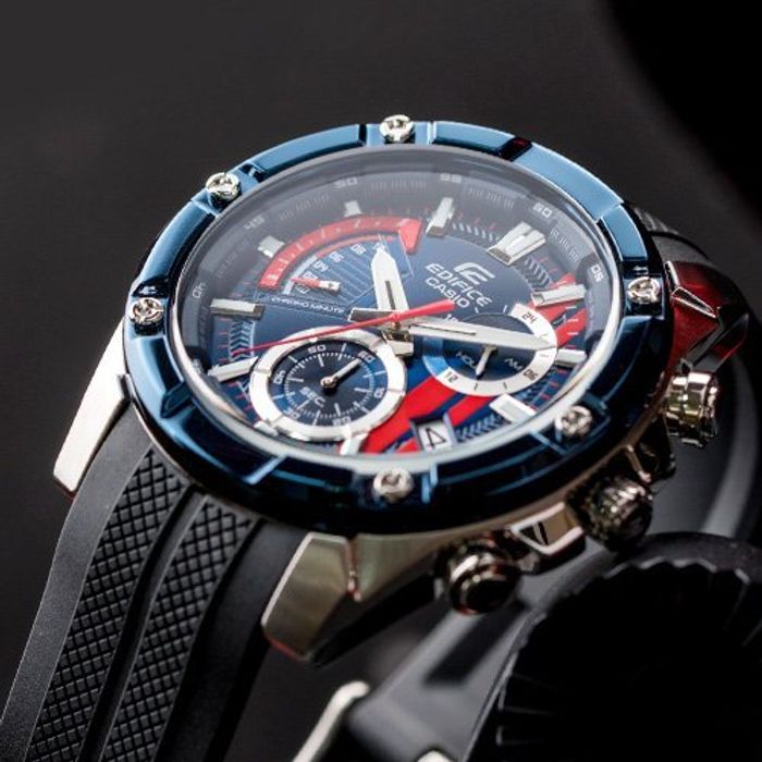 Montre casio edifice retailer toro rosso