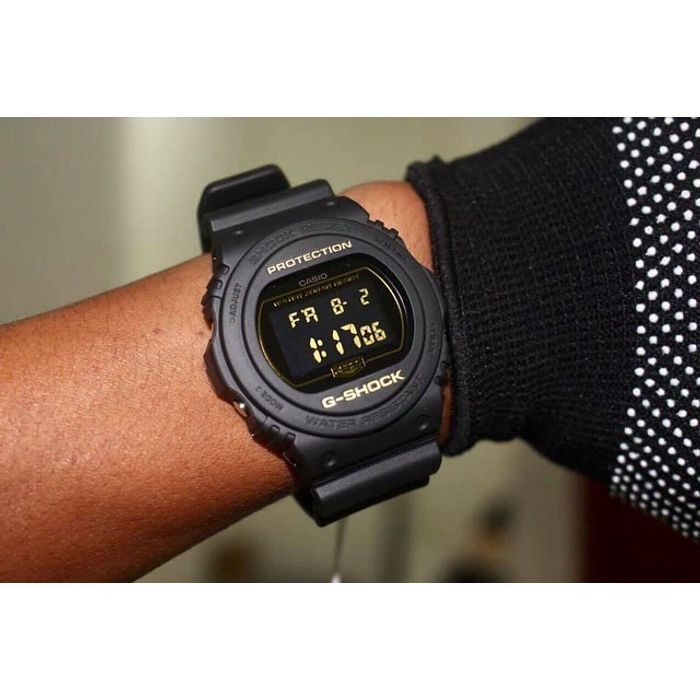 Relógio CASIO G-SHOCK masculino preto DW-5700BBM-1DR