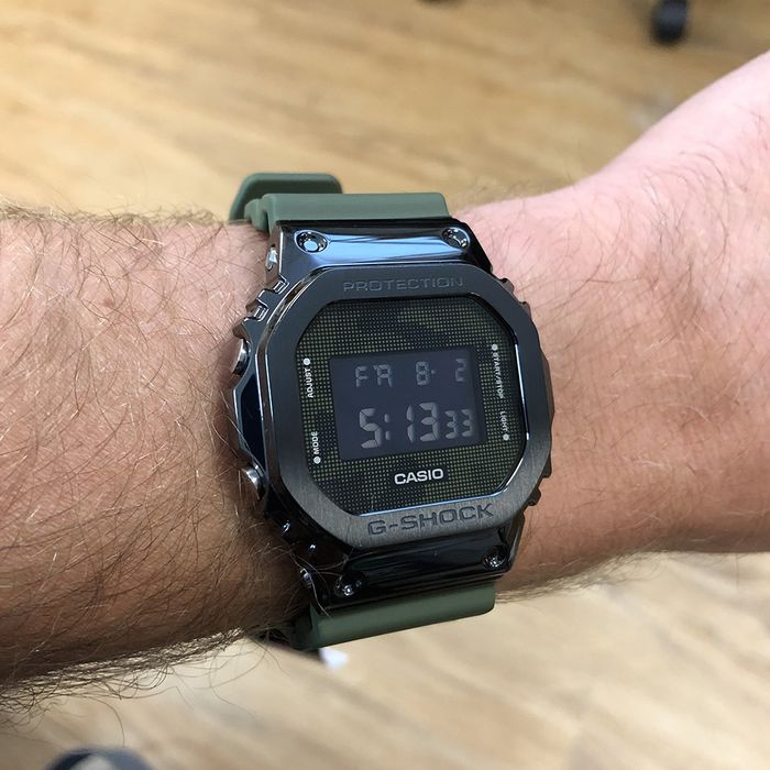 Relógio CASIO G-SHOCK masculino digital verde GM-5600B-3DR