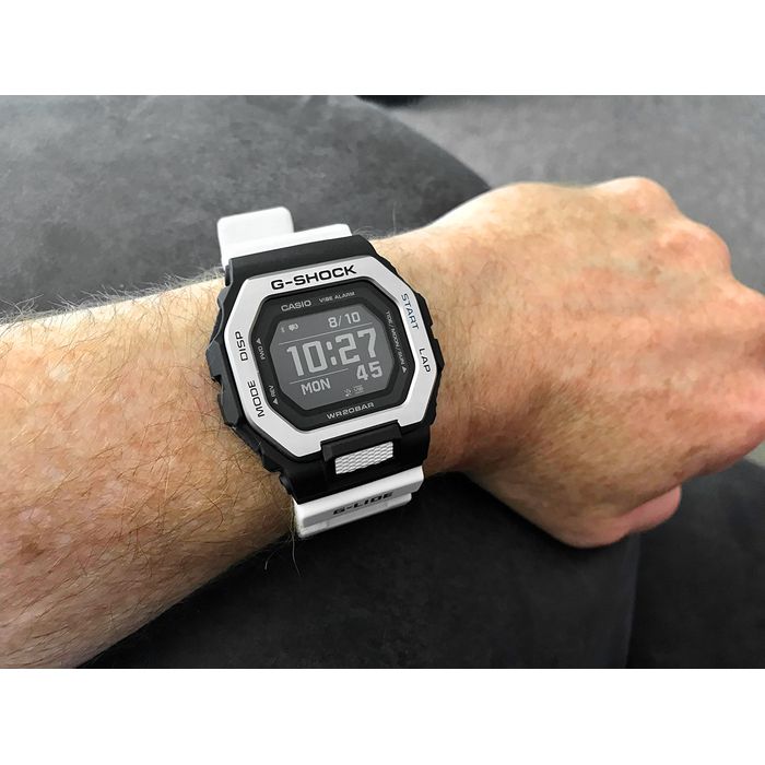 Relógio CASIO G-SHOCK masculino digital branco GBX-100-7DR