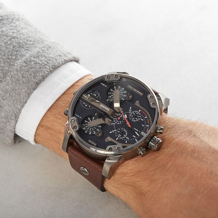 Relógio DIESEL masculino cinza couro mult-time DZ7314 D1NX