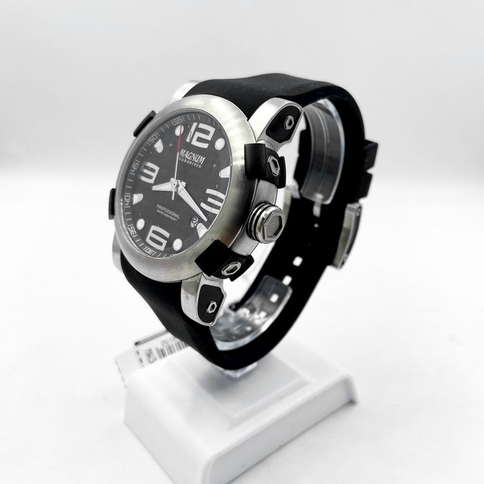 Relógio Masculino Magnum Prata MA30310T - A Suissa