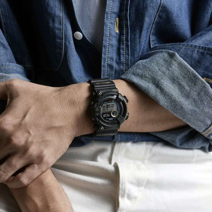 Relógio CASIO G-SHOCK Frogman masculino solar GW-8230B-9ADR