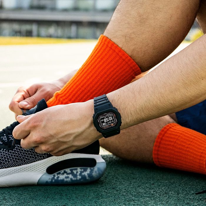 Relógio CASIO G-SHOCK G-SQUAD Sports masculino DW-H5600-1DR