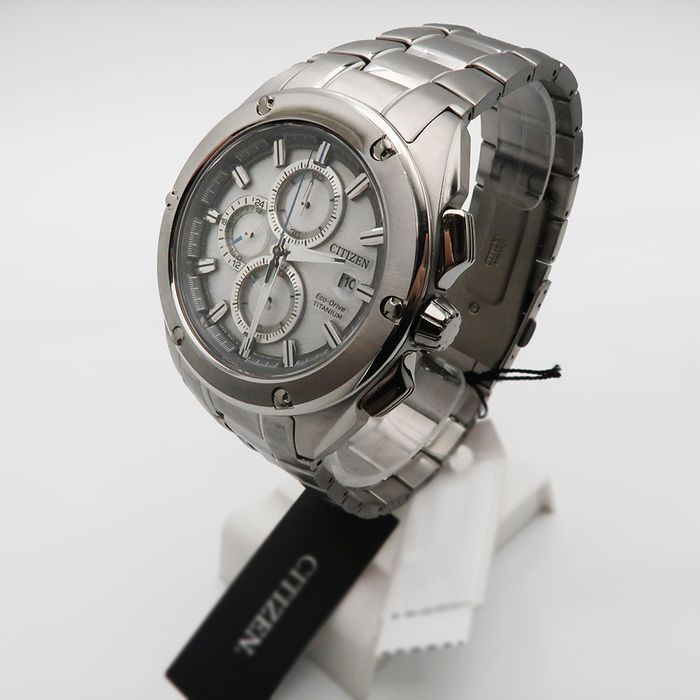 Relógio CITIZEN Eco-drive cronógrafo prata titanium TZ30197K